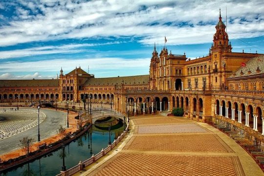 Professional Guides Walking Tours-Seville Day&Night (1-2pers)