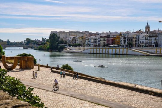 Private Walking Tour of Triana