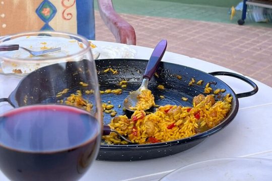 3 hours Private Tasting of Paella and Sangria in Gran Canaria