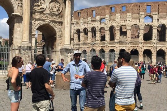 Small-Group Guided Tour of the Colosseum + Roman Forum Ticket