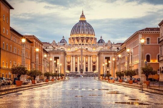 Rome : Vatican Museum & Sistine Chapel skip-the-line Guided Tour