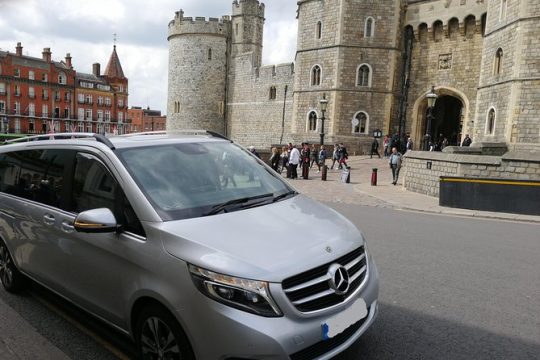 Luxury Private Vehicle Day Hire from & to London via Stonehenge & Windsor Castle