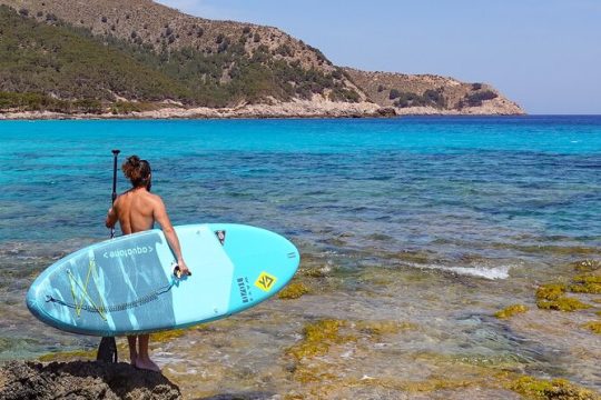 90' Stand Up Paddle tour in a small group in Cala Ratjada