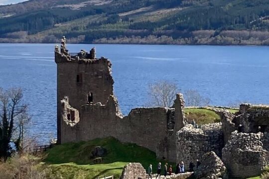 From Inverness visit Loch Ness, Culloden & Cawdor Castle Day Tour