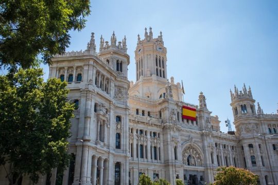 Private tour of the best of Madrid - Sightseeing, Food & Culture with a local