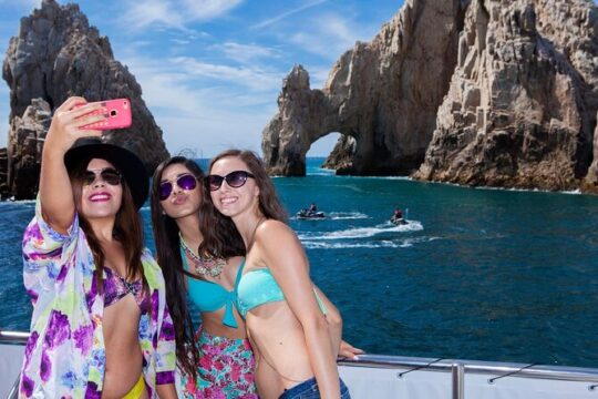 2-Hour Tour with Party Cruise to the Arch of San Lucas