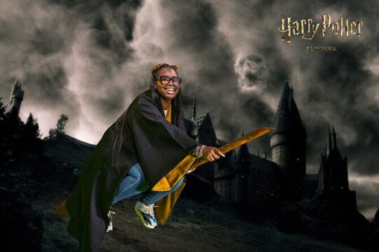 Harry Potter New York Flagship Store: Fly a Broomstick Experience