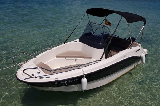 Boat rental without license - B450 'Theia' (4p) - Can Pastilla