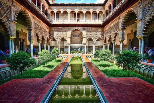 Seville Guided Tour into Alcazar and Cathedral Skip the Line