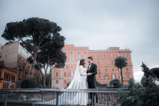 Photoshoot Tour in Rome with Professional Photographer