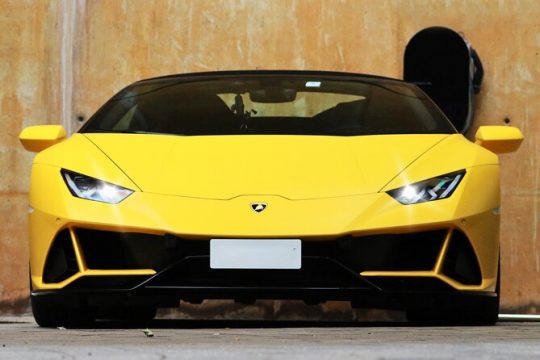 Barcelona Supercar Thrill: Test Drive Lamborghini Evo Spyder