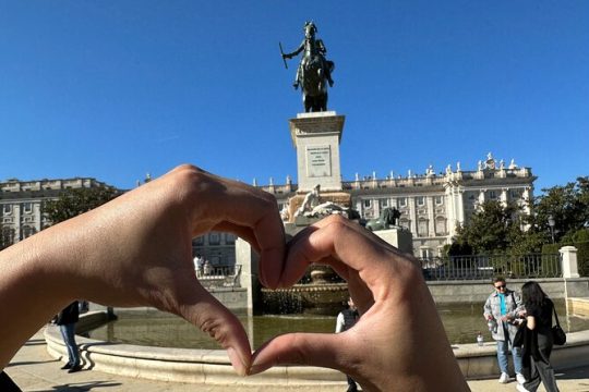 Wonders of Madrid Private Guided City Tour for Kids and Families