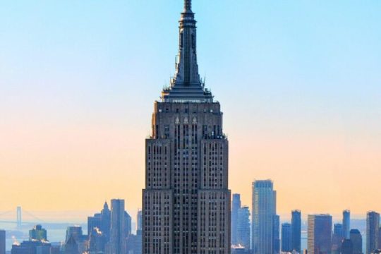VIP All Access Empire State Building & Manhattan Walking Tour