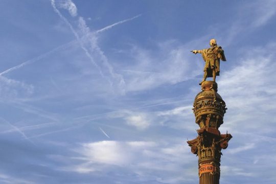 Columbus Monument Lookout: Scenic Ramblas, Sea and Montjuïc Views
