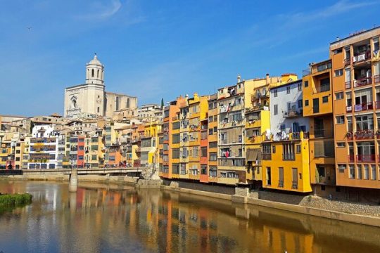 Visit Tossa De Mar and Girona for 8 Hours from Barcelona