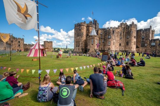 Harry Potter's Alnwick Castle and Scottish Borders Day Trip