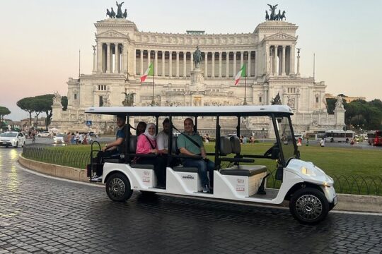 Golf Cart Private Tour: Rome's Attractions