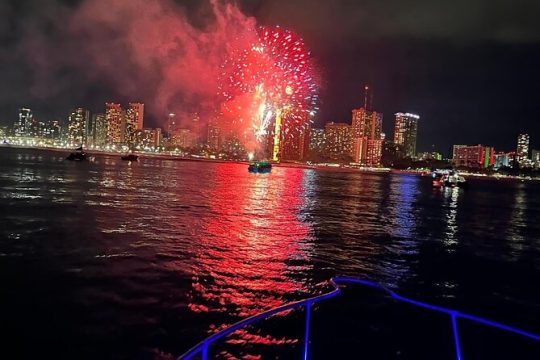 Exciting Sunset & Fireworks Cruise in Waikiki: Friday Nights
