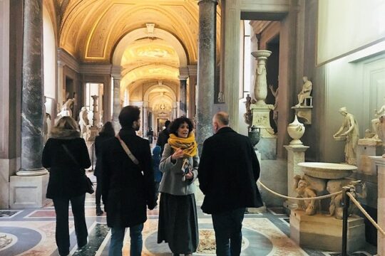 Rome: Early Bird Vatican Museums Small Group Tour (MAX 6 People)