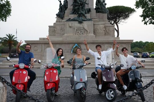 Rome Vespa Tour with City Center with Pickup and Drop-off