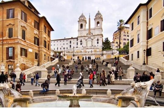 Rome Famous Squares and Fountains Walking Tour