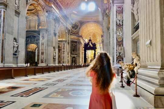 Private Tour of St Peter's Basilica with Dome Climb and Grottoes