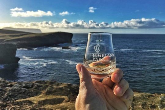 Private Highland Whisky Tour- Three distilleries - From Edinburgh