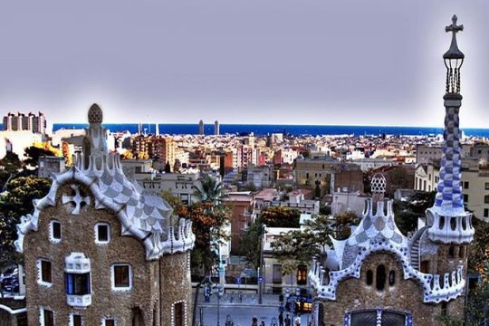 Barcelona Shore Excursion: Post-Cruise Half-day Private Highlights Tour