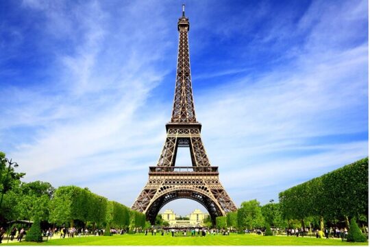 Paris Private Customize Tour with an optional English Guide