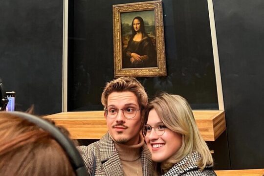 Best of the Louvre Museum Private Tour with Monalisa