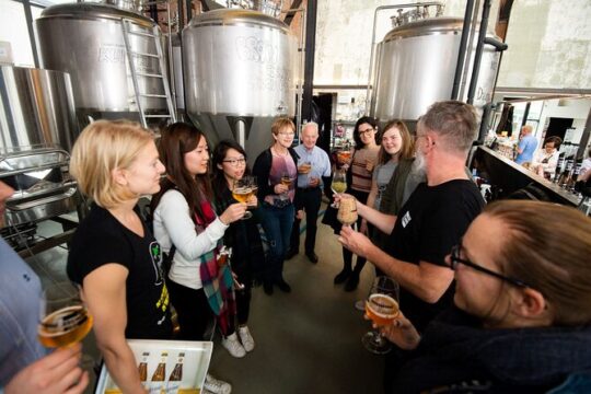 Discover our Brussels craft breweries with a local, passionate, young guide