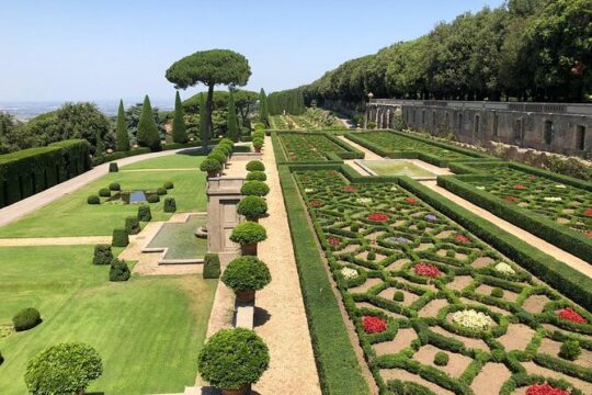 Pontifical Villa Gardens at Castel Gandolfo Audio-Guided Minibus Tour