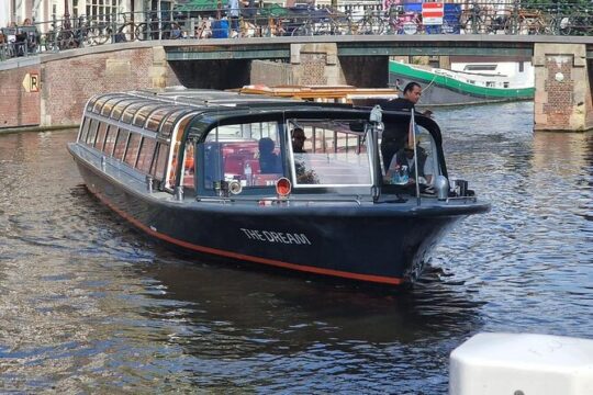 Amsterdam Covered Canal Cruise with Local Skipper-Guide and Audio
