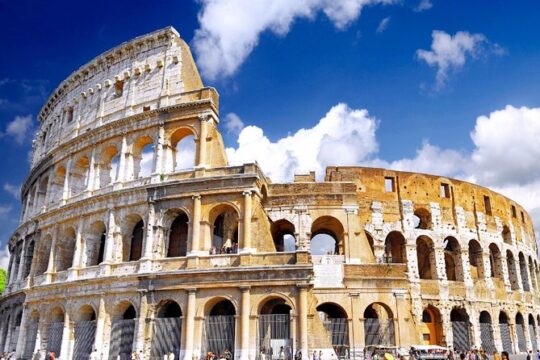 Colosseum Group Tour with Roman Forum and Palatine Hill