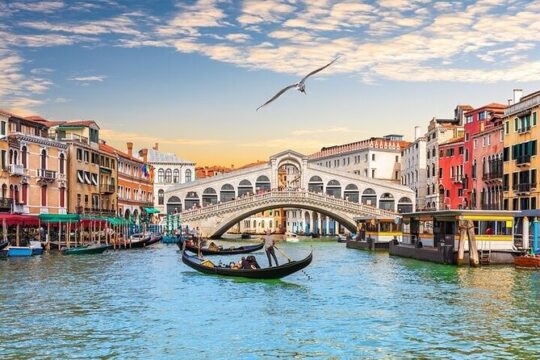 Private Full Day Venice Tour by Train from Rome