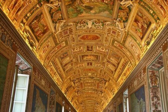 Vatican by Night: Vatican Museums and Sistine Chapel Guided Tour
