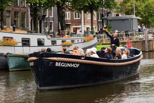 Amsterdam Open Boat Canal Tour with Local Guide and Bar on Board