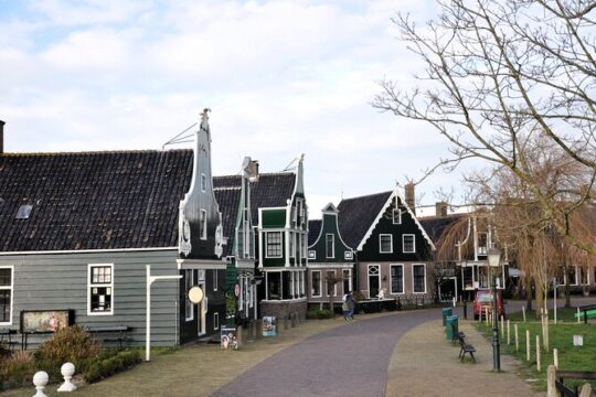 Private Guided Half Day Tour in Zaanse Schans from Amsterdam