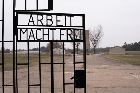 Sachsenhausen: Concentration Camp Memorial Private Tour