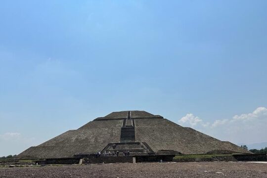 Surprise yourself in Teotihuacan Pyramids
