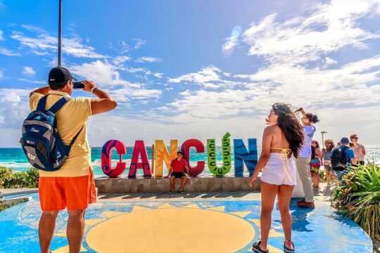 Cancun Private Shopping Tour! City Sightseeing