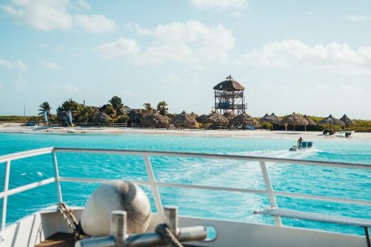 Full Day Boat Trip to Klein Curaçao