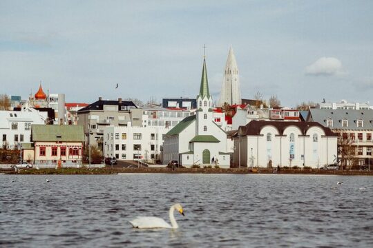 Explore Reykjavik in 60 minutes with a Local