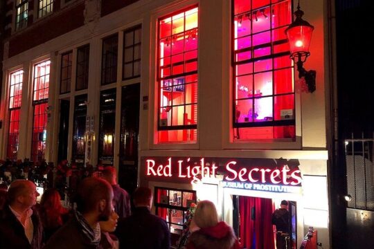 Red Light District Tour with a Local Resident (small group tour)