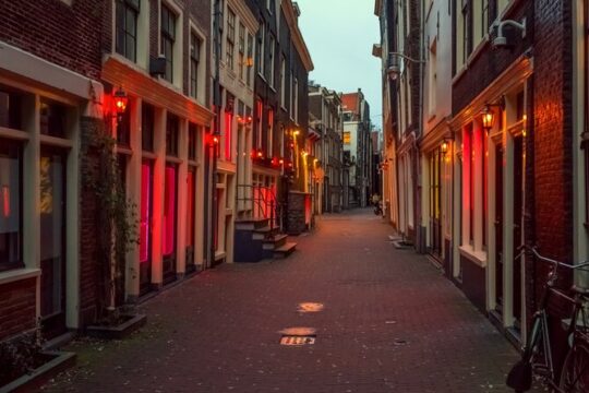 Ghost Hunt Quest Experience in Amsterdam