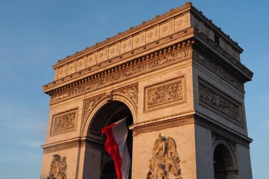 Arc de Triomphe and Champs Élysées Walking Tour