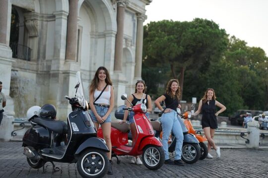Rome's Easy Ride Vespa Tour with Pick Up and Drop Off