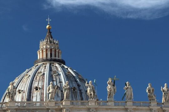 St. Peter's Basilica and papal tombs guided tour