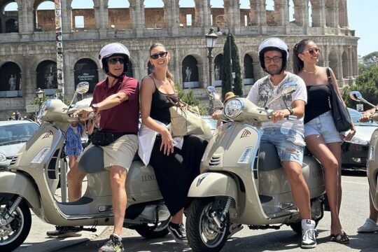 Vespa Tour Highlights of Rome