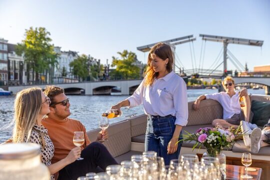 Amsterdam 2-Hour Canal Cruise Including drinks & Dutch snacks